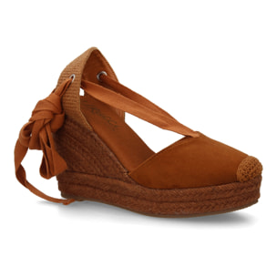 Alpargata de cuña alta de esparto con cintas