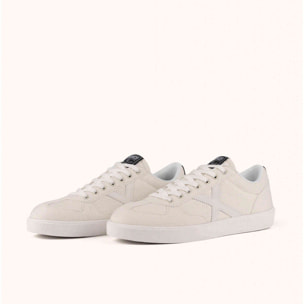 MUNICH BREAK 53 Zapatilla Minimalista de Lona Blanco Hueso con Suela Retro