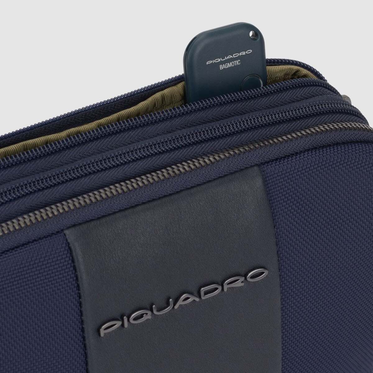 Piquadro Pochette uomo a due scomparti in tessuto riciclato