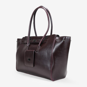 Bolso de hombro burdeos con cinturón y bolsillos