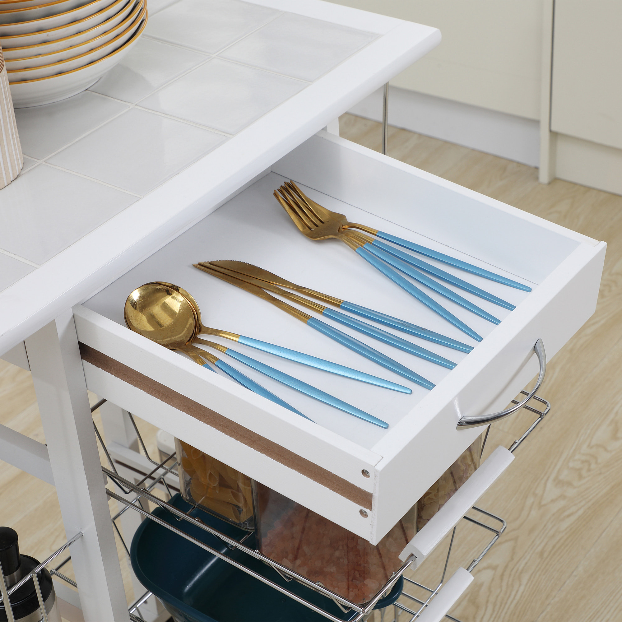 HOMCOM Carrito de Cocina con Ruedas Carrito Verdulero con Encimera Baldosado Cajón 4 Cestas de Metal y 4 Especieros Laterales para Comedor 57x37x83 cm Blanco