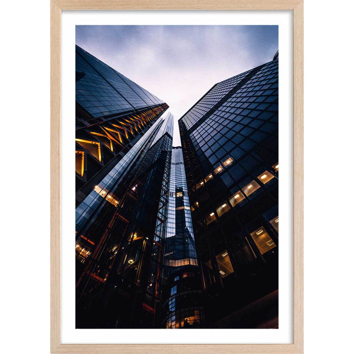 Affiche london au pied des tours Affiche + cadre en bois - Chêne