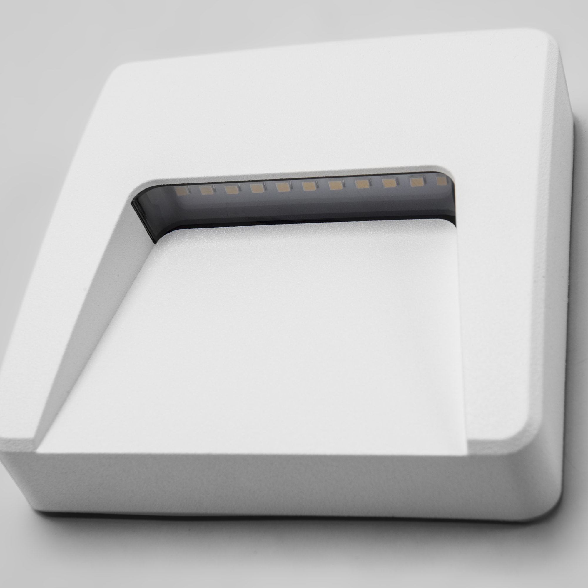 Forlight Aplique Ip65 Grove Opaque Square Led 2,6W 4000K Negro 89Lm