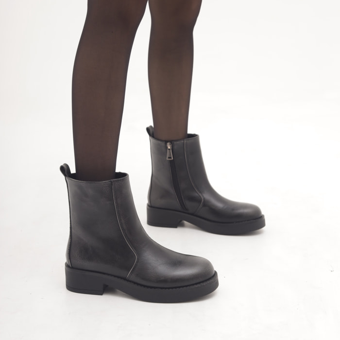 STIVALETTO BIKER BASSO LISCIO GESSO