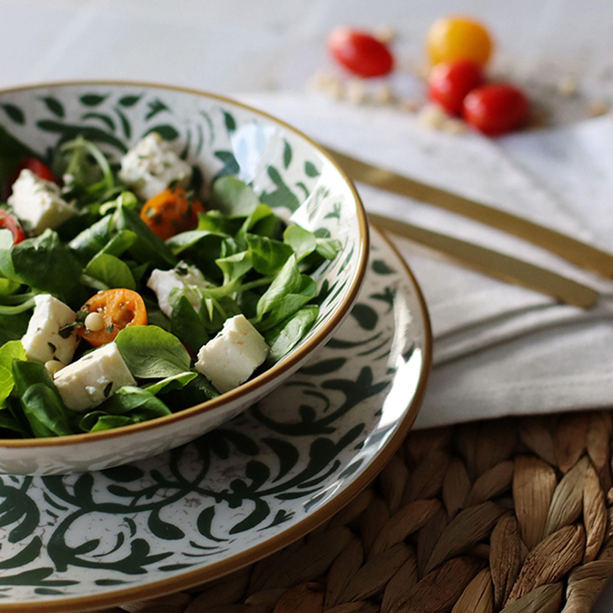 Service de table 48 pièces en grès blanc et vert HERACLEE