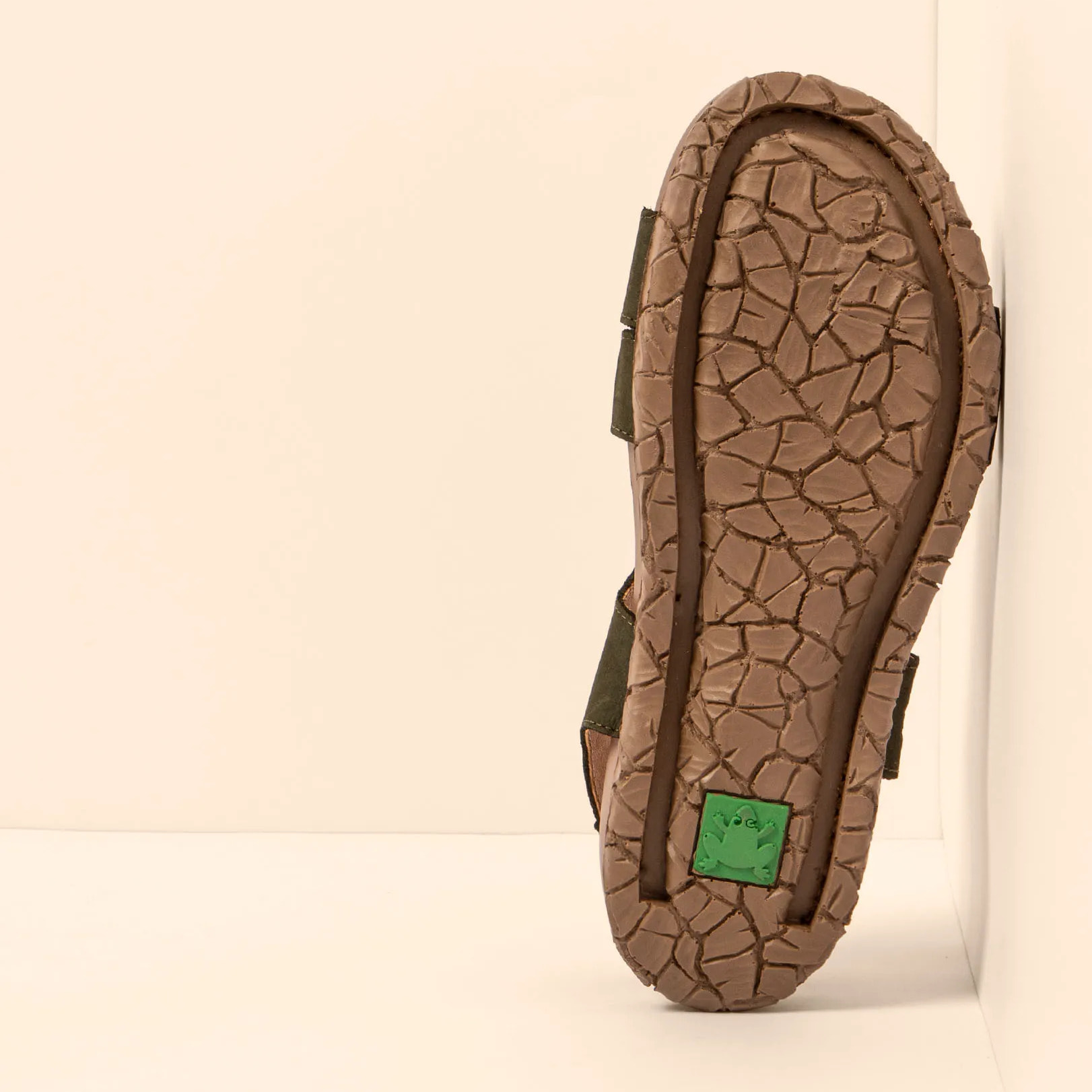 Sandalias N5860 NOBUCK LAVADO KAKI / TABERNAS color Kaki