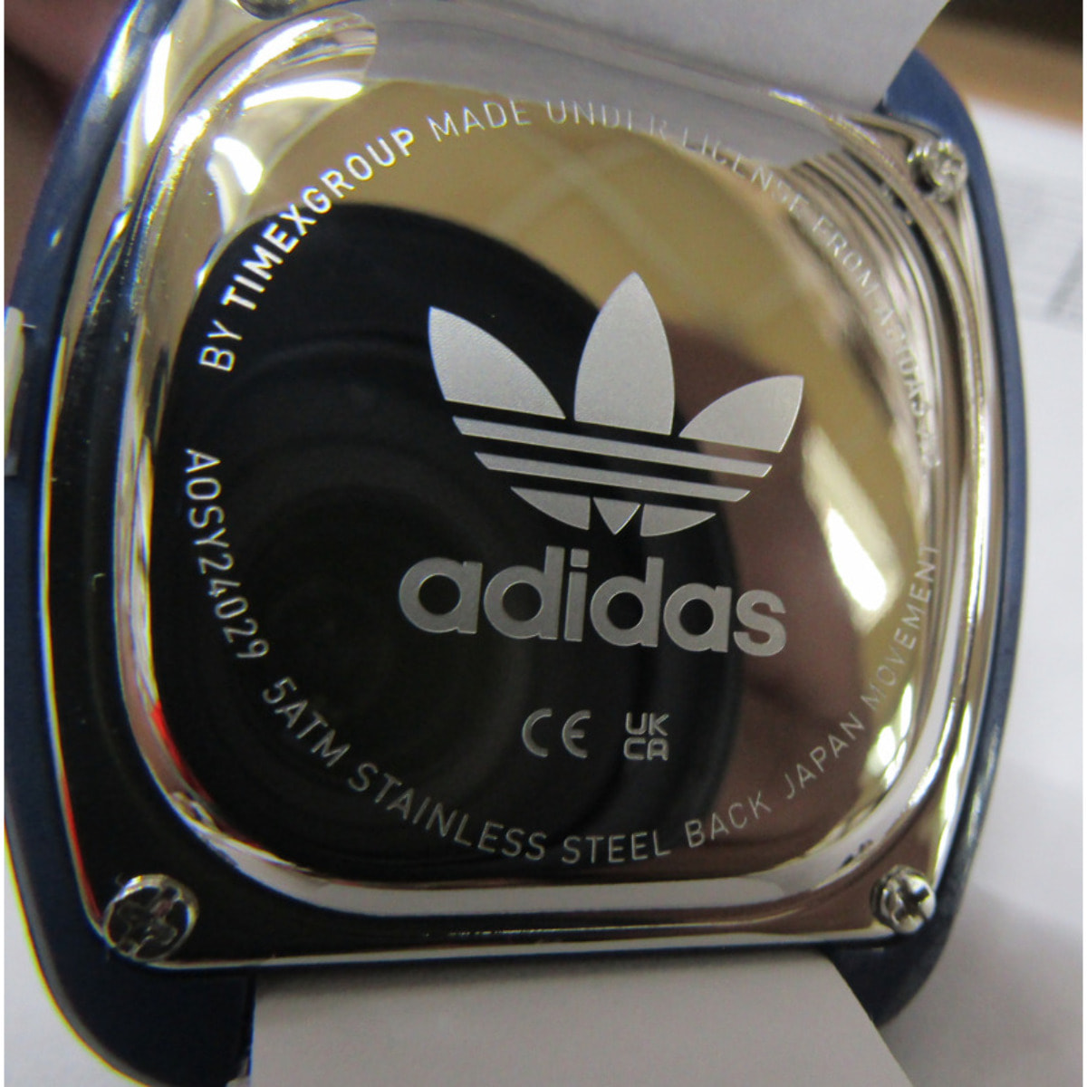 Adidas Reloj Analógico De Cuarzo Retro Wave Two