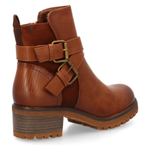 Botín casual con doble hebilla dorada