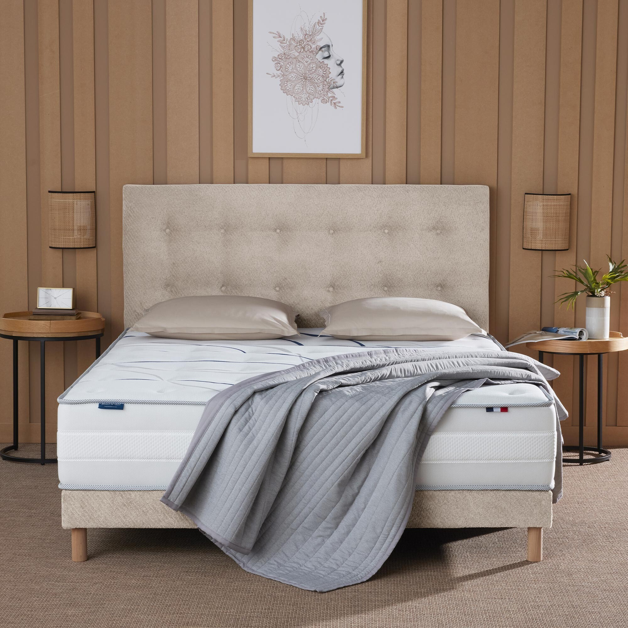 Tete de lit capitonnée Eden crème, chenille bouclettes