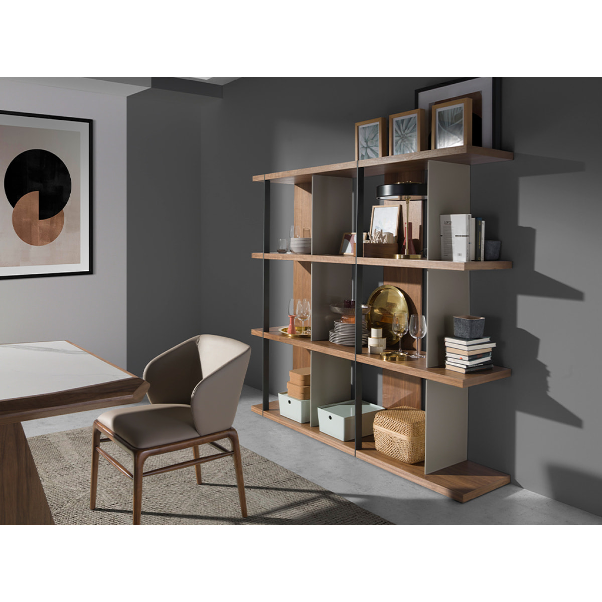 Estantería Angel Cerda madera chapada en nogal 180x40x170cm