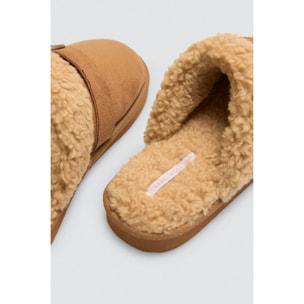 Pantofole da casa con fibbia e pelle di pecora