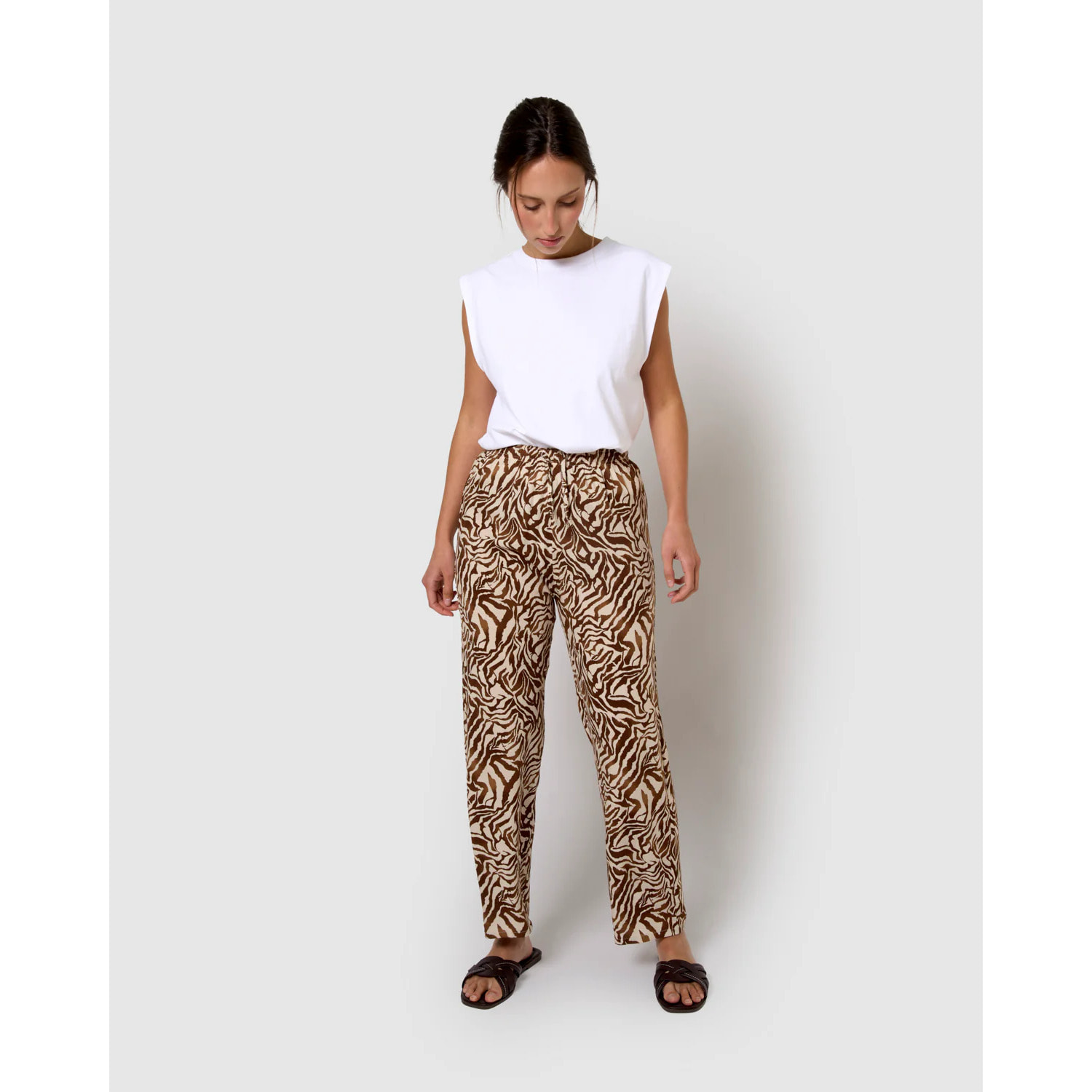 Pantalón viscosa marion marrón