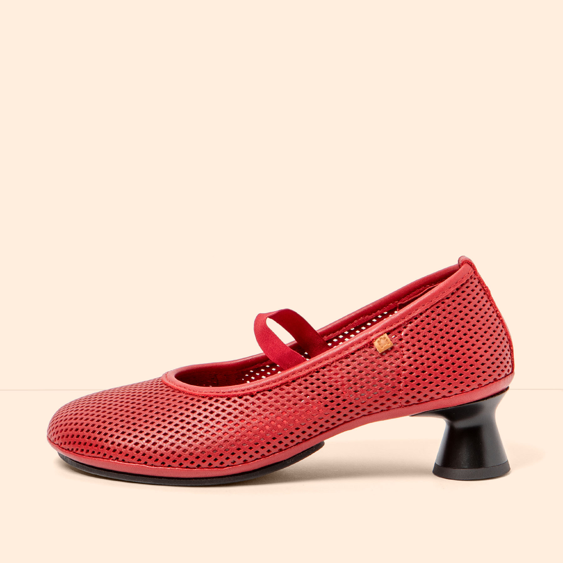 Zapatos con tacón N694R NAPPA PERFORADA ROSSO/ ALMA color Rosso