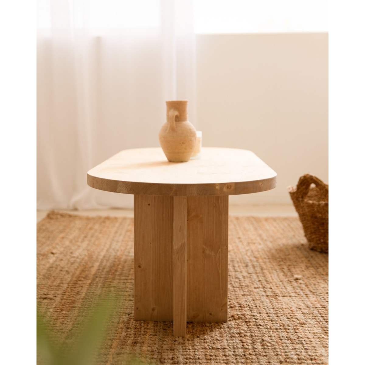 Table basse en bois massif ton chêne moyen 120x50cm Hauteur: 40 Longueur: 120 Largeur: 50