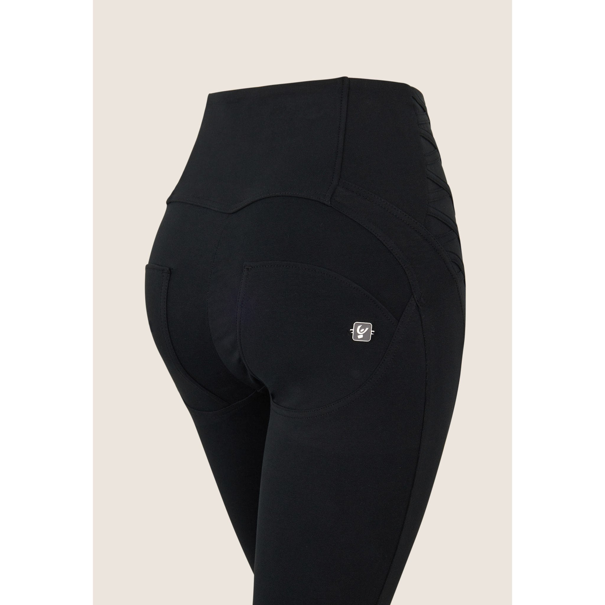 Pantaloni WR.UP in jersey vita alta con decoro sui fianchi