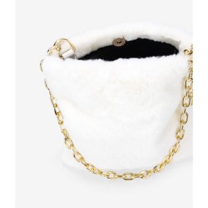 Bolso de hombro blanco con pelo y cadena