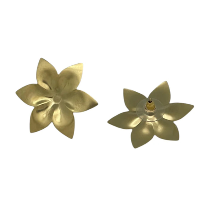 Pendiente flor 3D margarita laton dorado