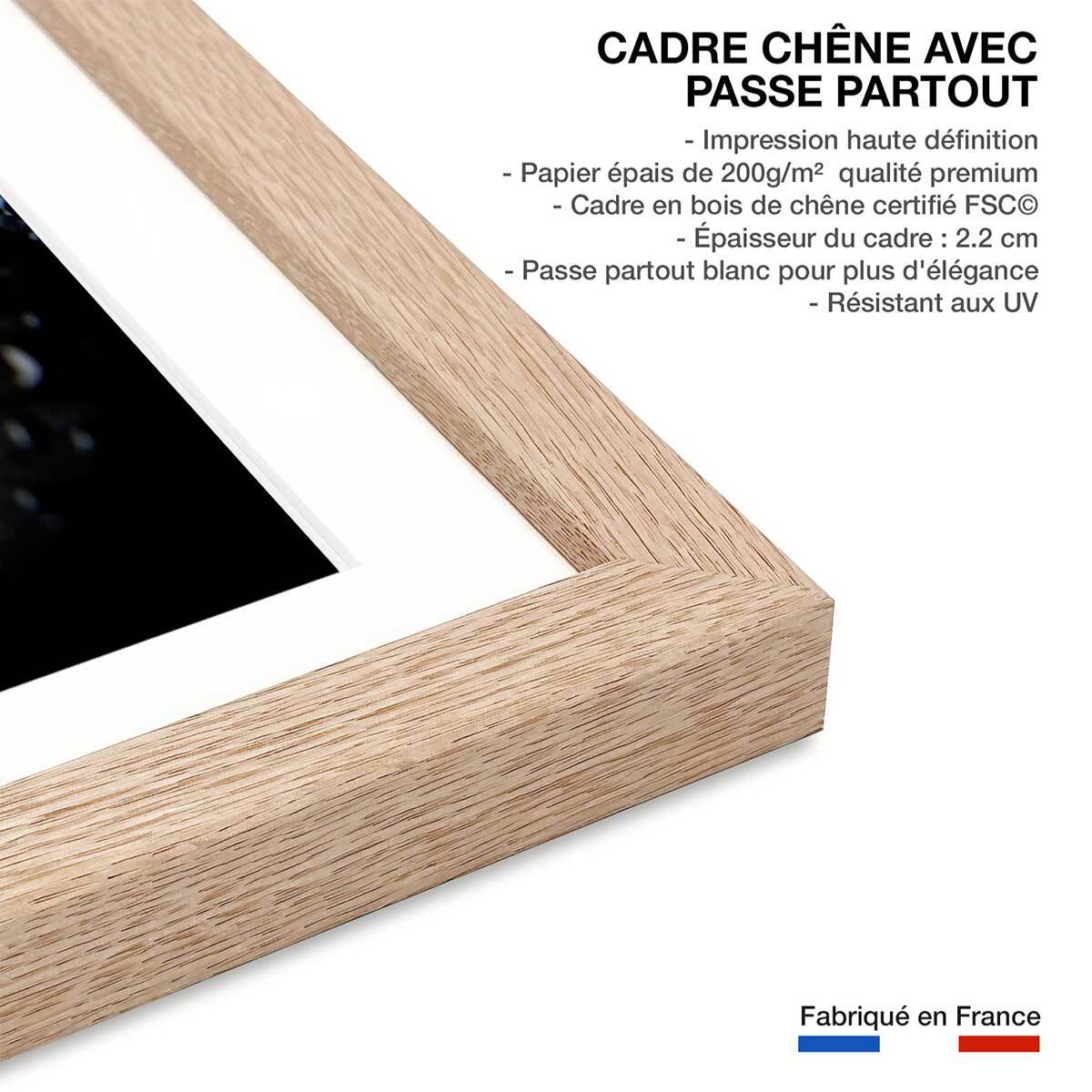 Poster zen petales rouges Affiche + cadre en bois - Chêne