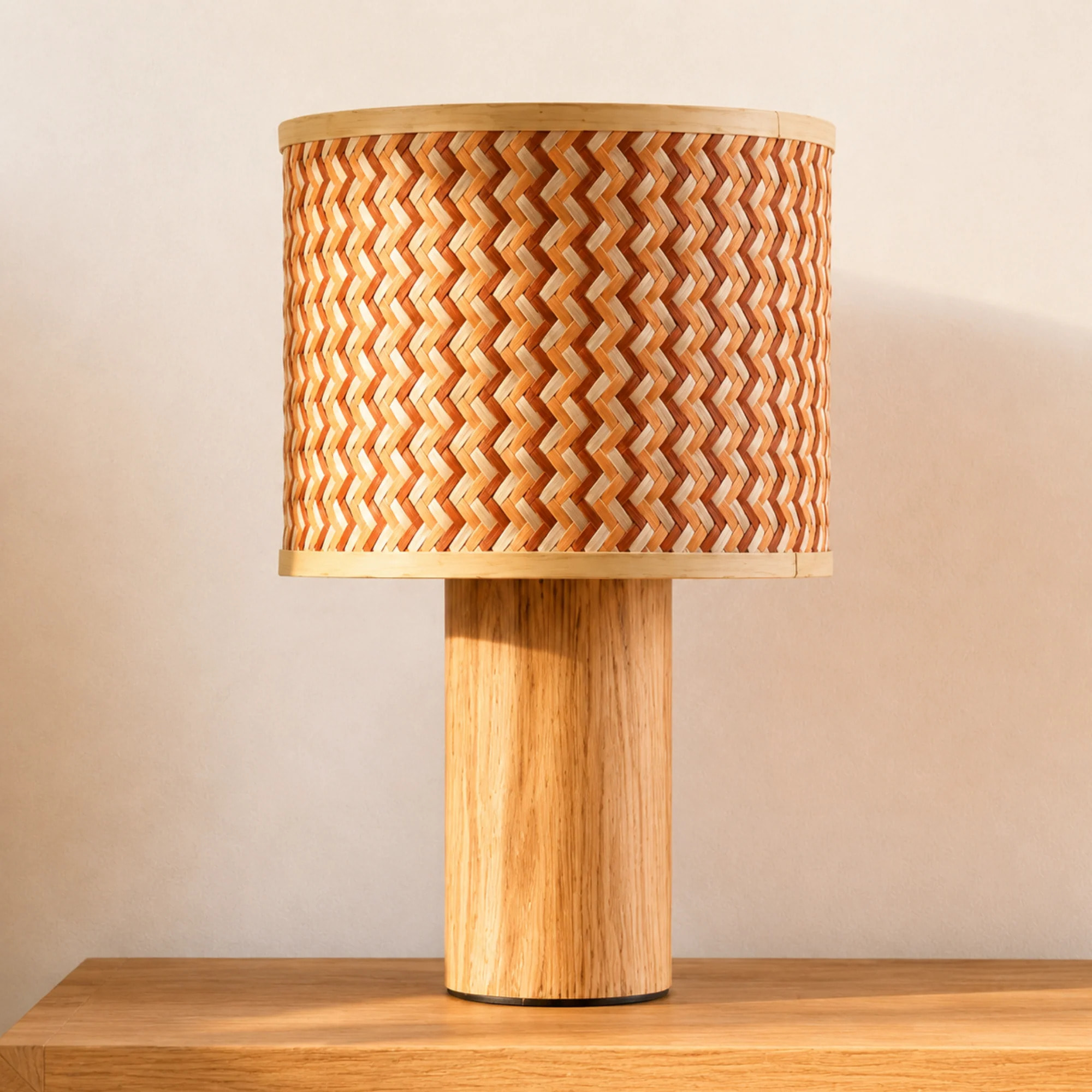 Grande lampe à poser bois de chêne, tressage en bambou crème et orange - Phil