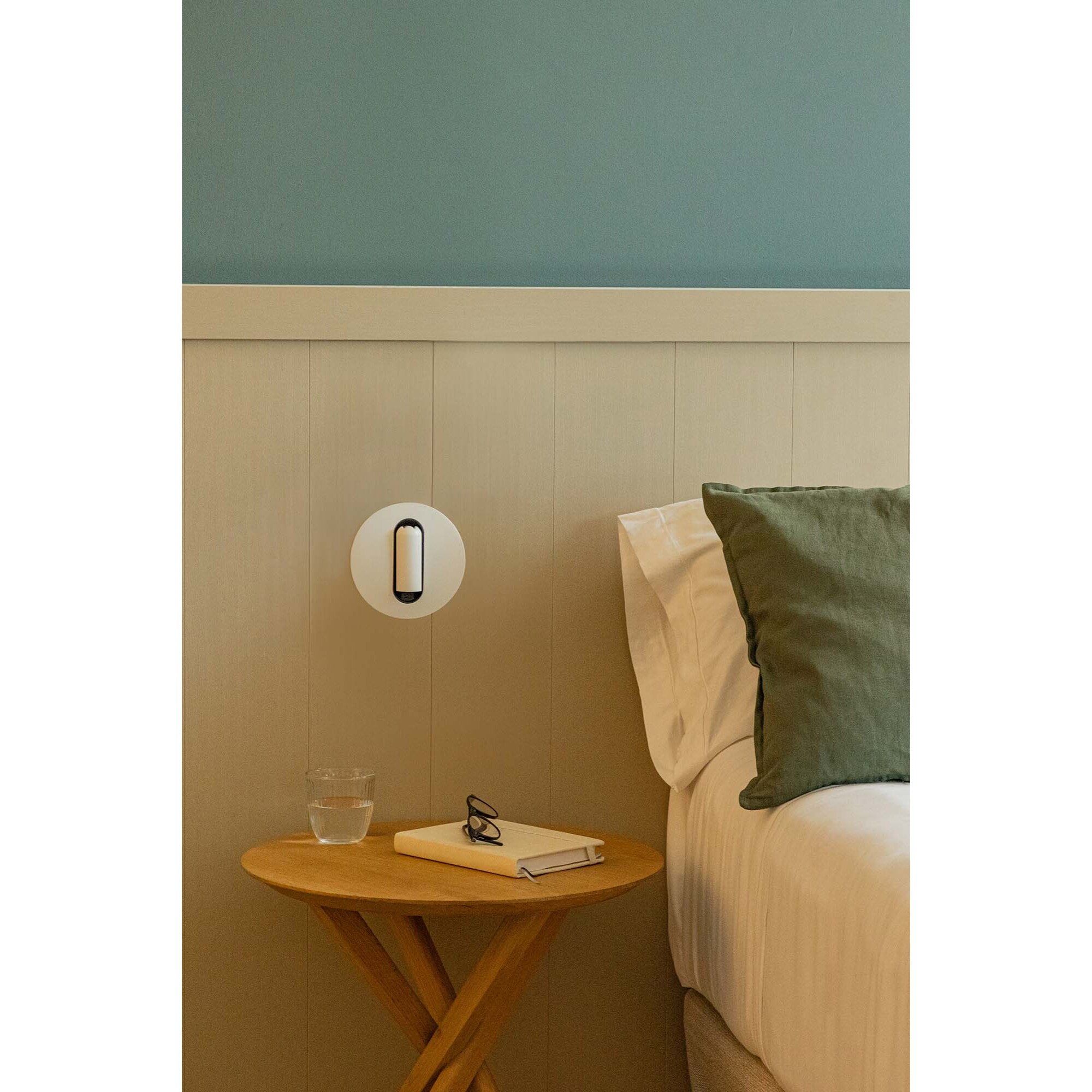 TIMIT USB C Lampada da parete lettore bianco