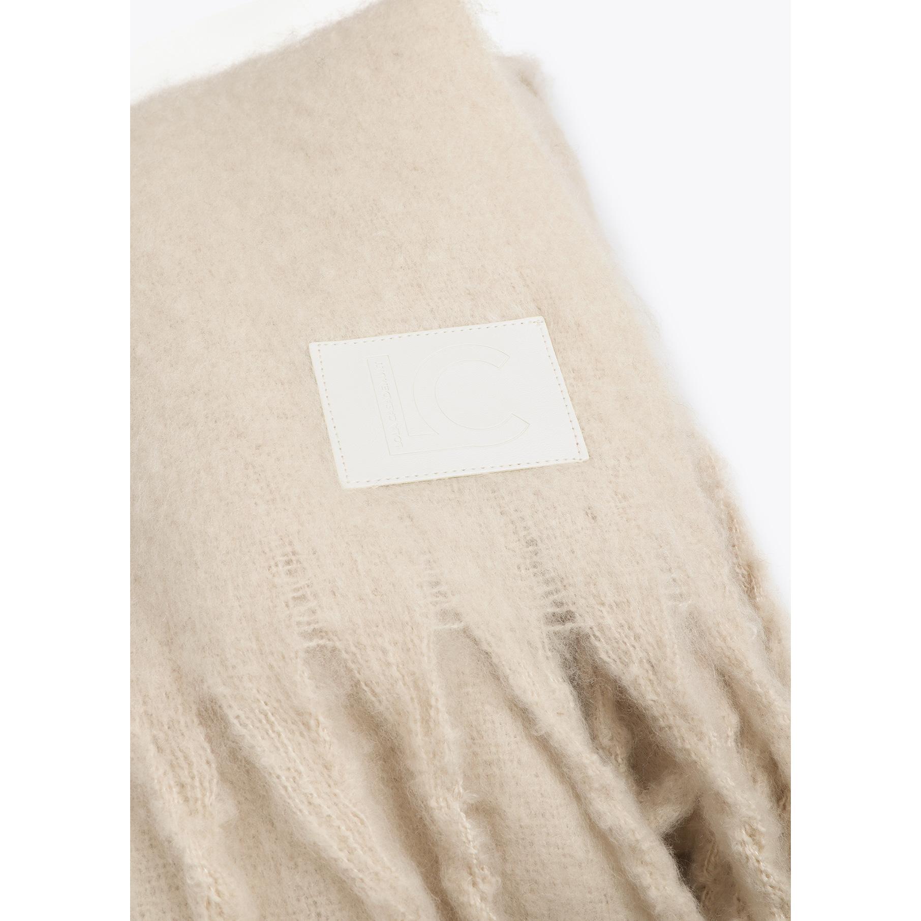 Mantella con Dettaglio di Frange