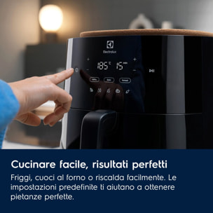 Electrolux Friggitrice ad aria con vapore Serie 800 1700W 6.9 l EAF7SB