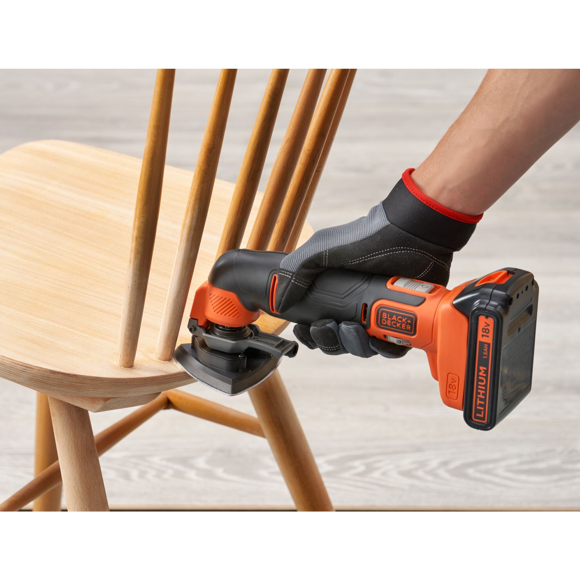 Outil oscillatoire multifonction 18V - Vitesse variable 8000-18000 osc/min, 18 accessoires, Sans batterie, ni chargeur