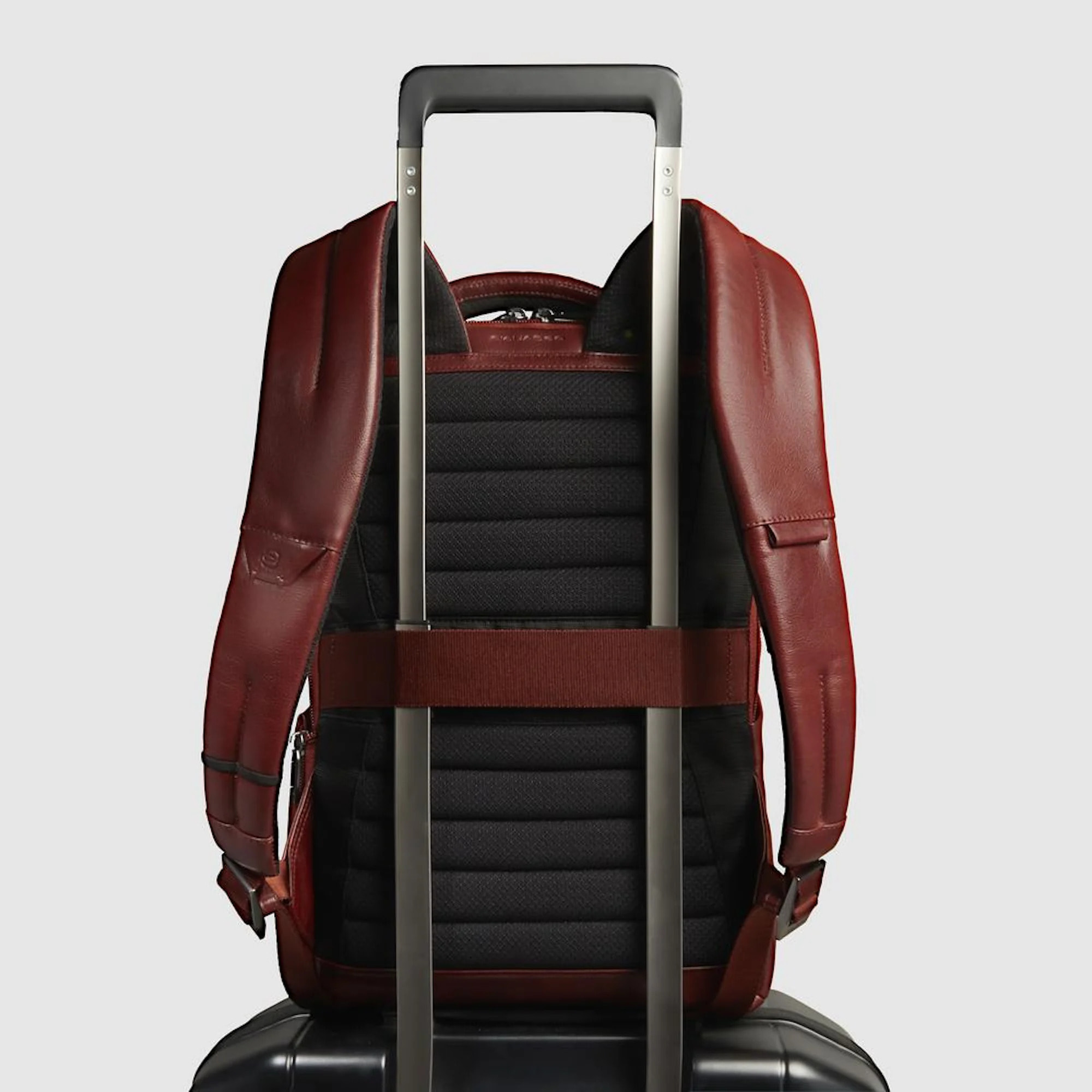 Piquadro Zaino personalizzabile porta pc e iPad® con protezioni antiurto e RFID