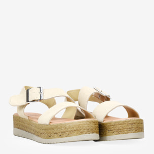 Sandalias de piel beige con hebilla y plataforma