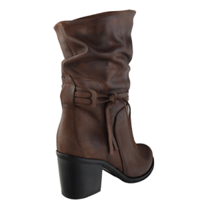 Stivaletti in pelle di vitello con tacco comodo