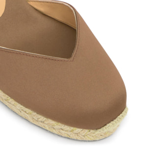 Alpargata Chiara cuña de yute en raso con cintas y escote en V