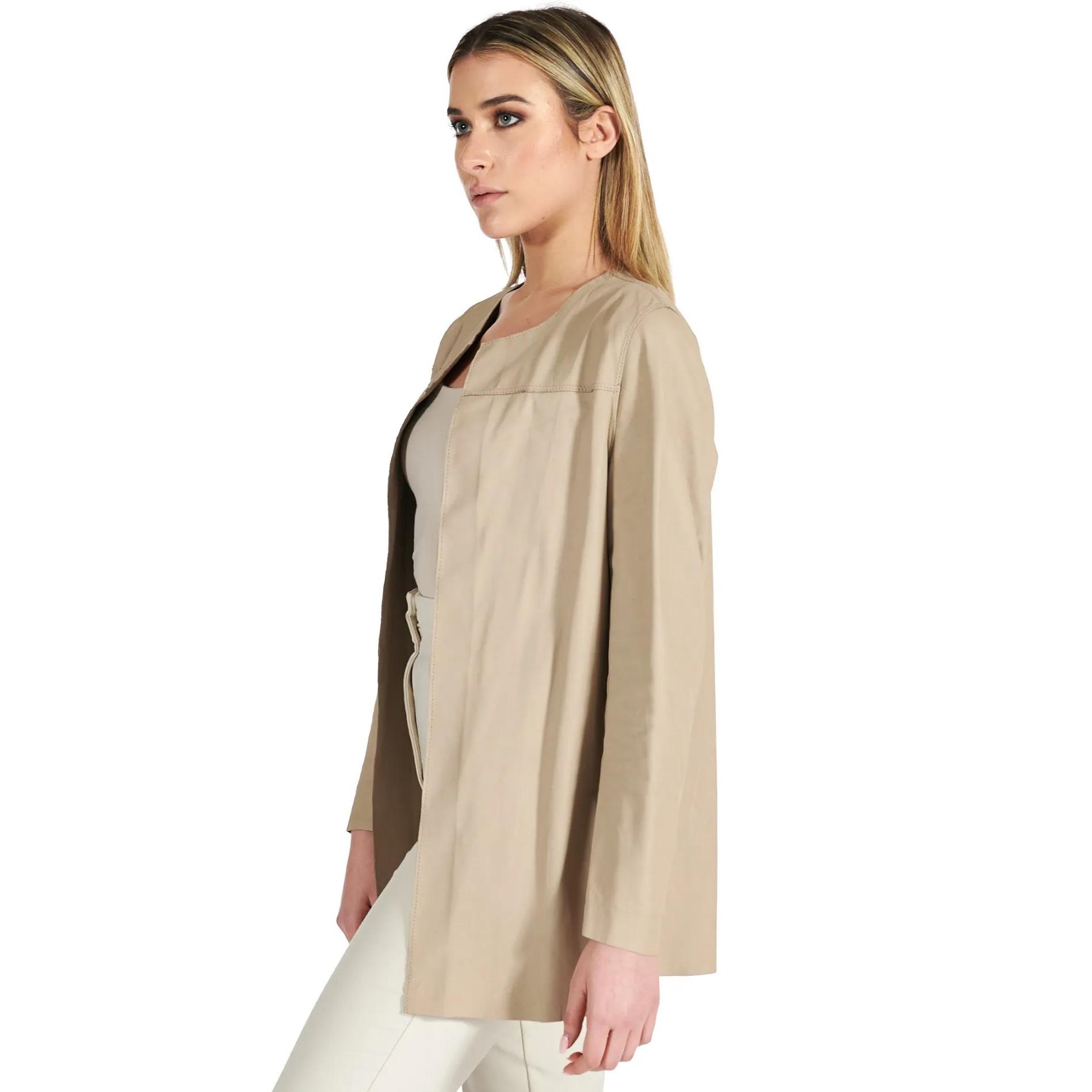 Soprabito in pelle beige nappa effetto liscio