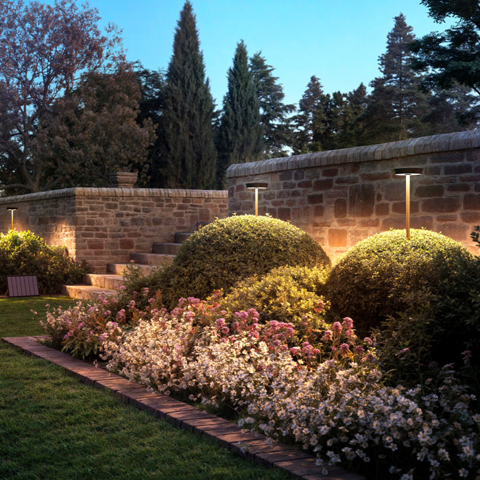 Lampadaire borne solaire PIN MAXI H66CM