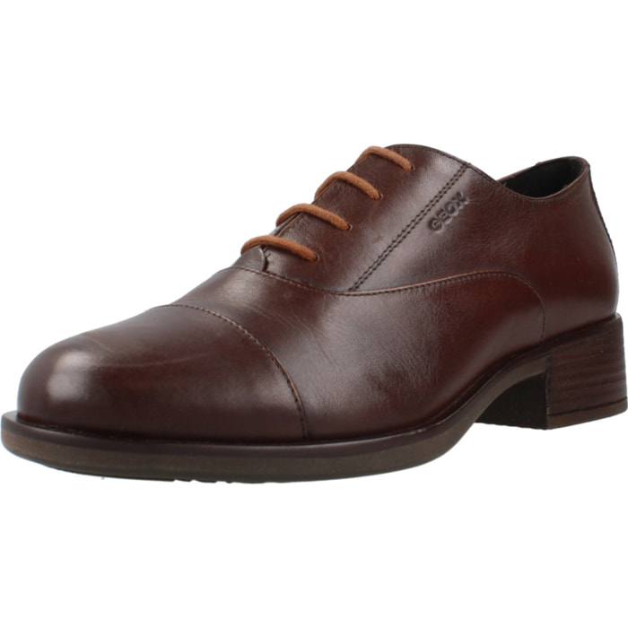 Zapatos de Vestir Hombre de la marca GEOX  modelo D04LHL 00043 MARRON