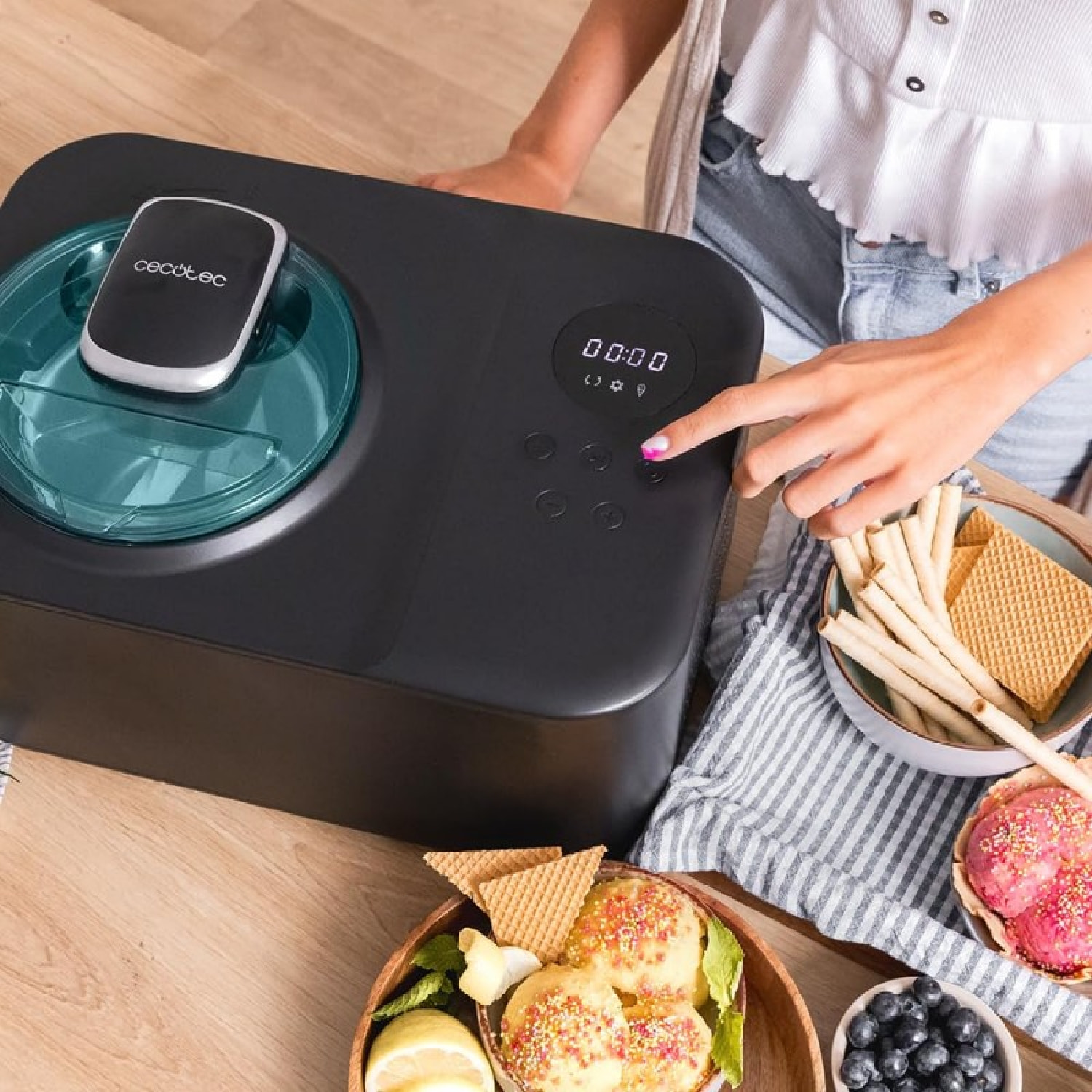 Cecotec Machine à glaces Gelacy 1200 Touch