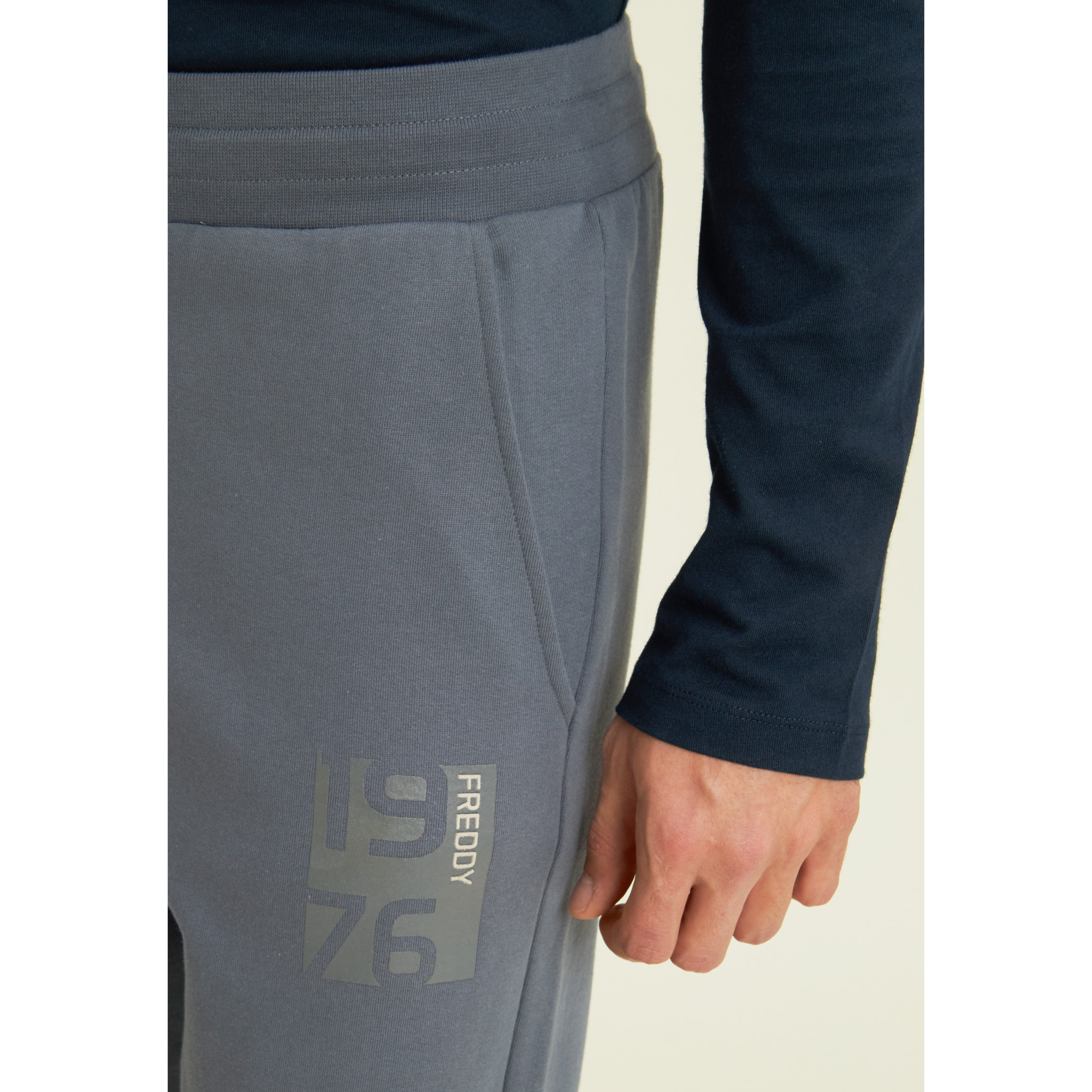 Pantaloni regular in felpa con fondo dritto