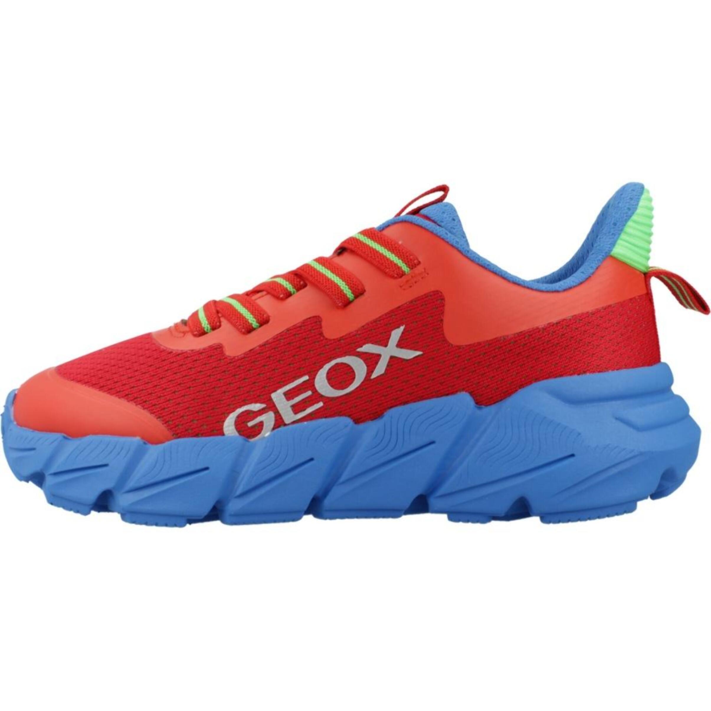 Zapatillas Niño de la marca GEOX  modelo J FLEXYPER FAST BOY ROJO