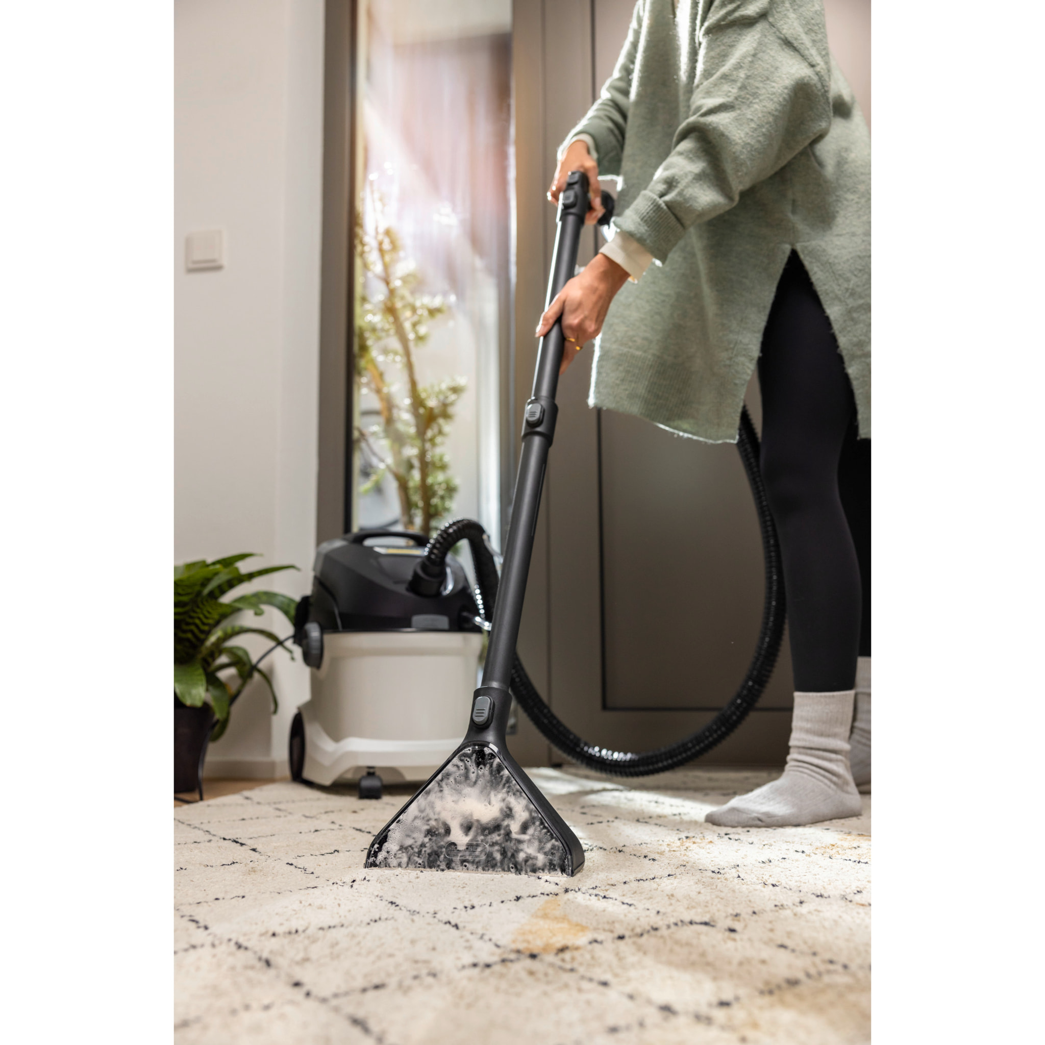 Shampouineuse Karcher SE 6 Signature Line - Puissance 1000W- double cuve 2x4L- Design Premium