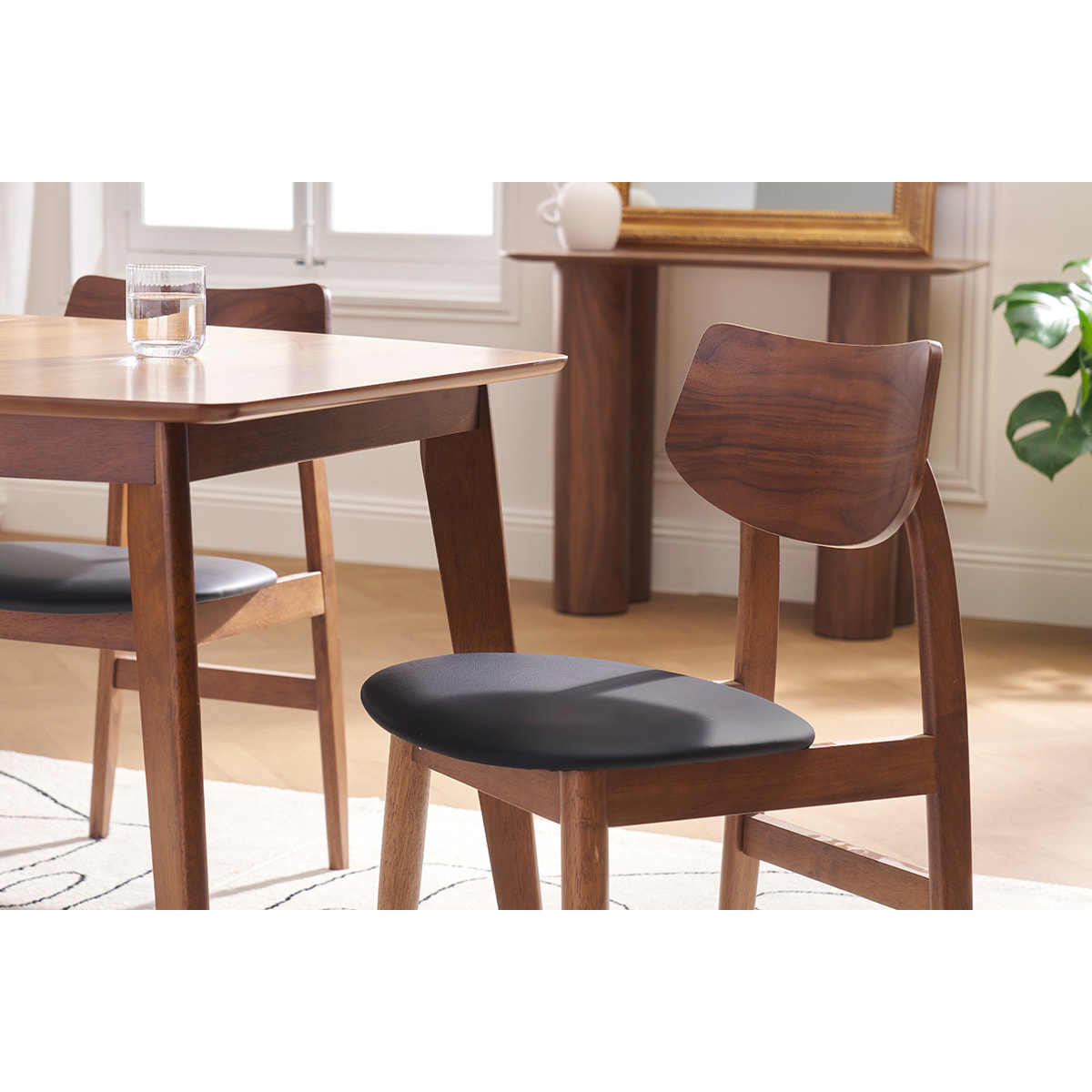 Chaises design en bois foncé et noir (lot de 2) ELION