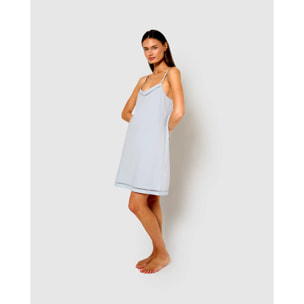 Camisón corto tirantes vainica celeste