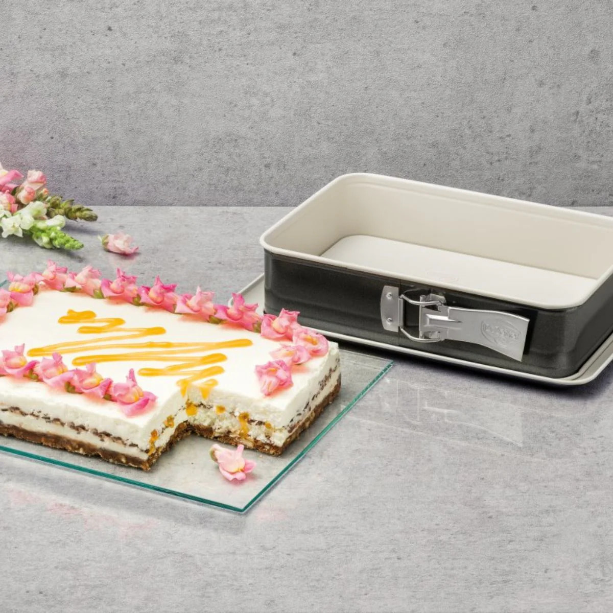 Moule à manqué 28 cm et moule rectangulaire 28 x 18 cm Dr. Oetker Back Trend