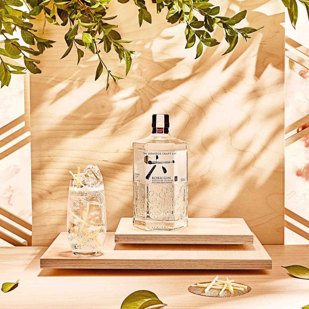 Roku Gin Craft Japonais - Gin aux 6 Botaniques Japonaises| 43% vol | 70cl