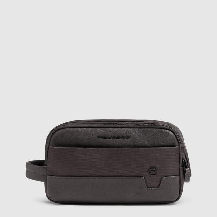 Piquadro Beauty case in tessuto riciclato e pelle a due scomparti