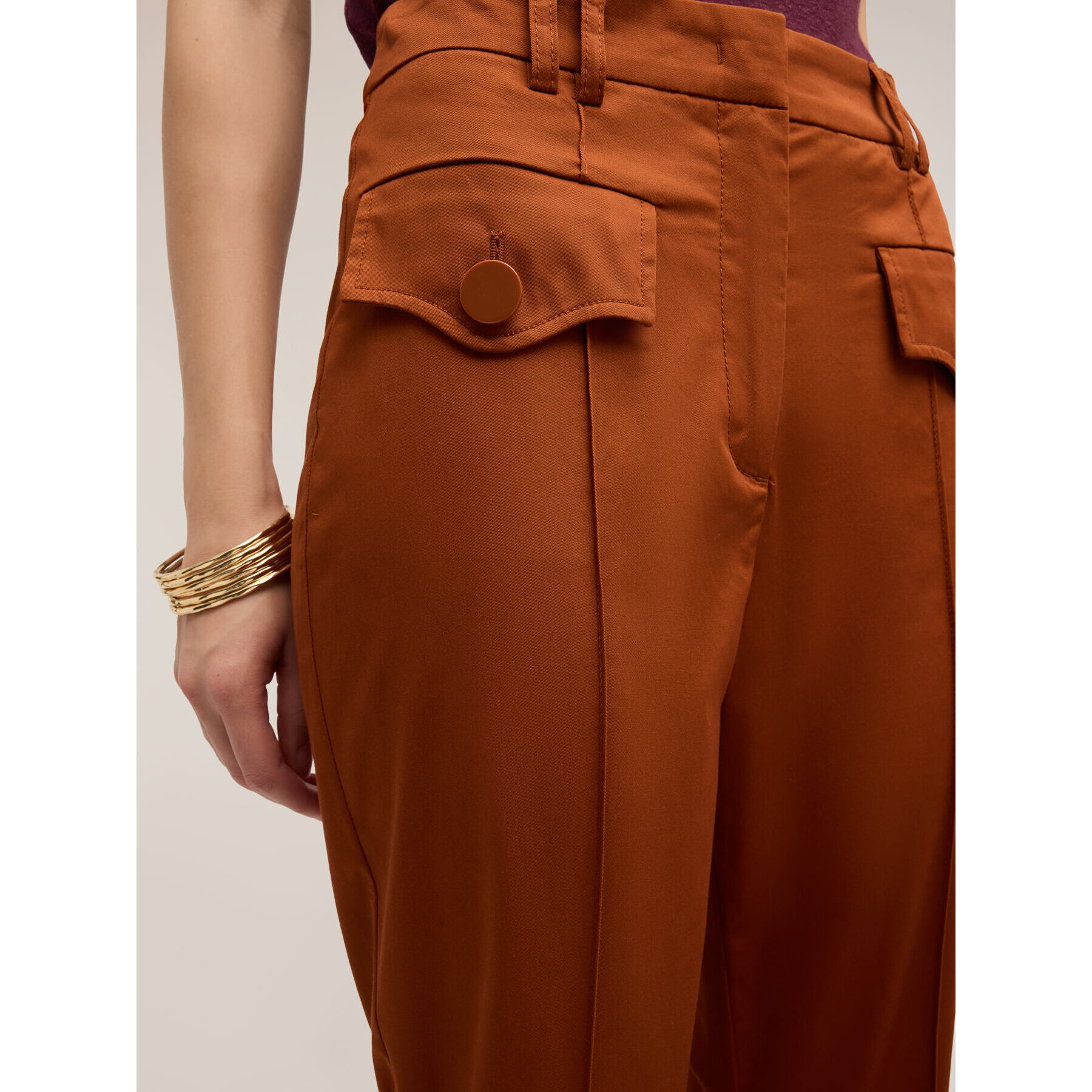 Motivi - Pantalones flare con bolsillos - Naranja sol