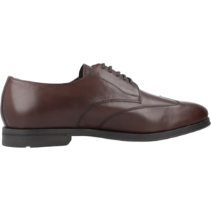 Zapatos de Vestir Hombre de la marca GEOX  modelo U DECIO MARRON