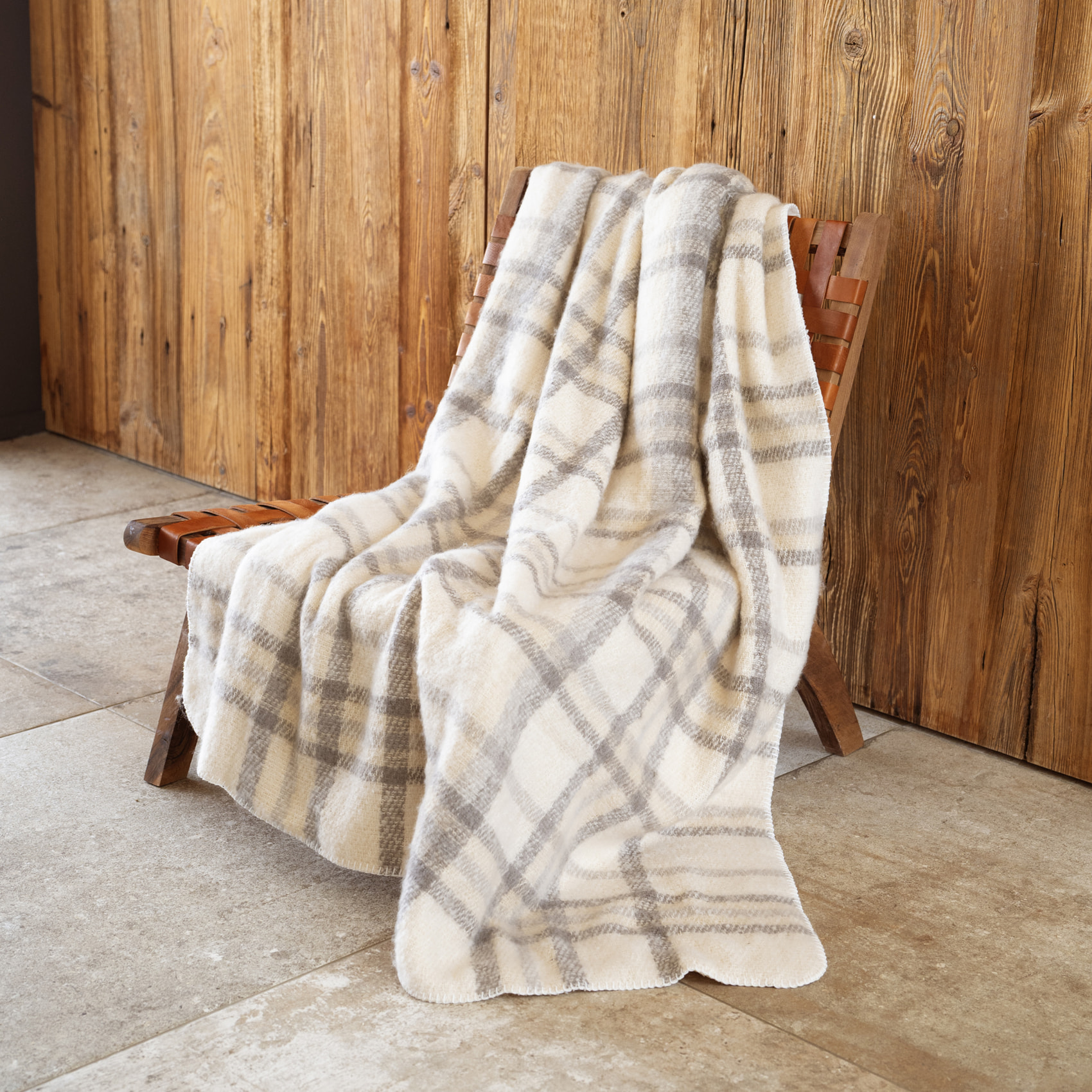 Plaid à carreaux  - Effet mohair avec dos sherpa - Ecru