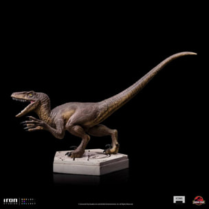 Jurassic World Icons Statua Velociraptor A 9 Cm Iron Studios