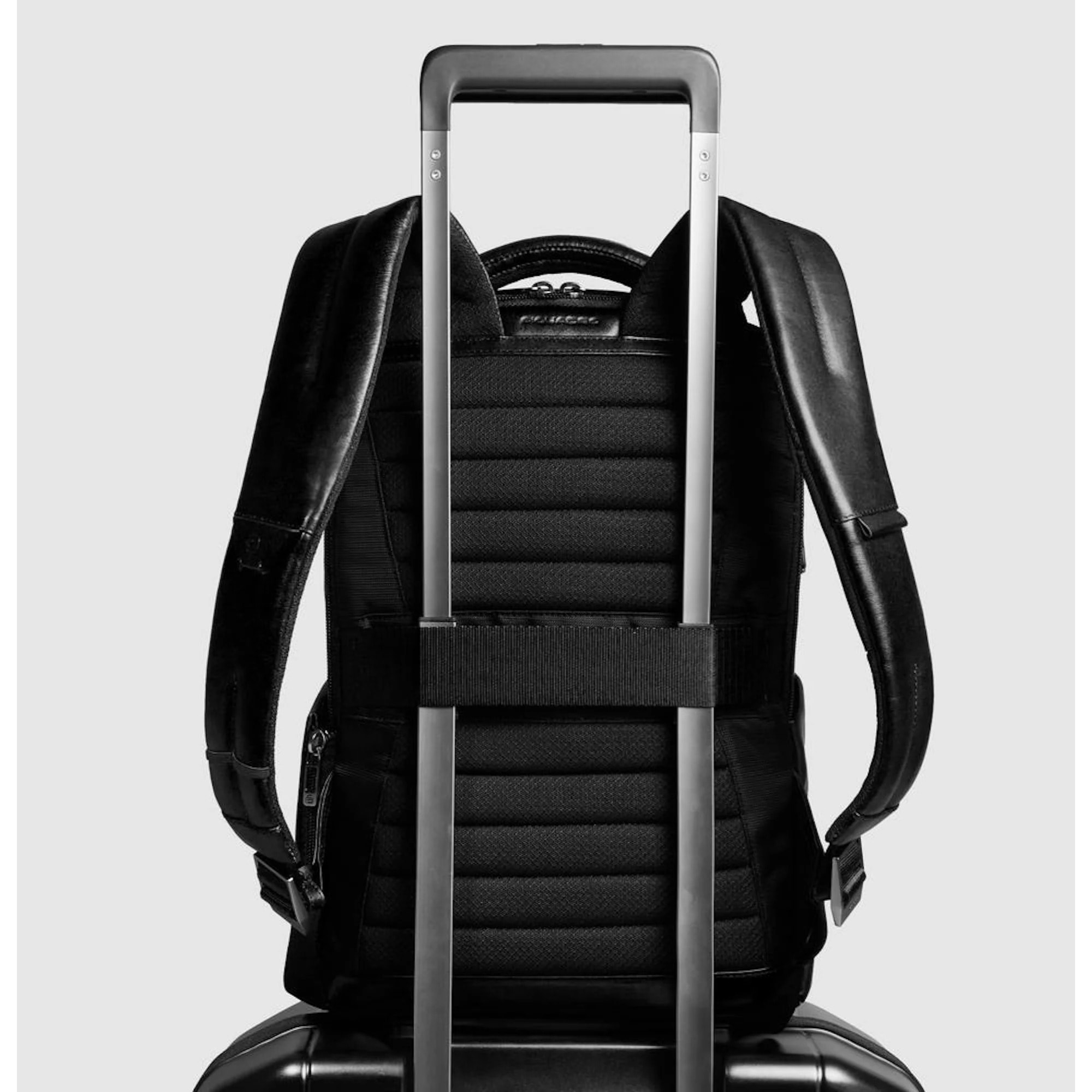 Piquadro Zaino personalizzabile porta pc e iPad® con protezioni antiurto e RFID