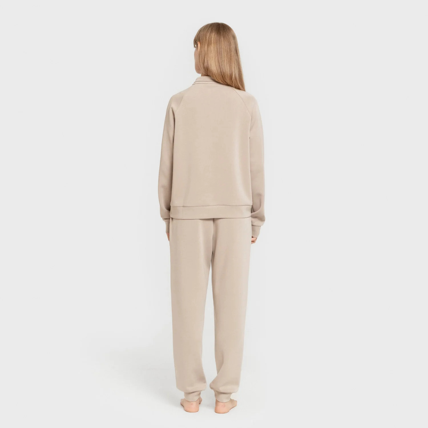 Pantalón jogger estilo modal mujer