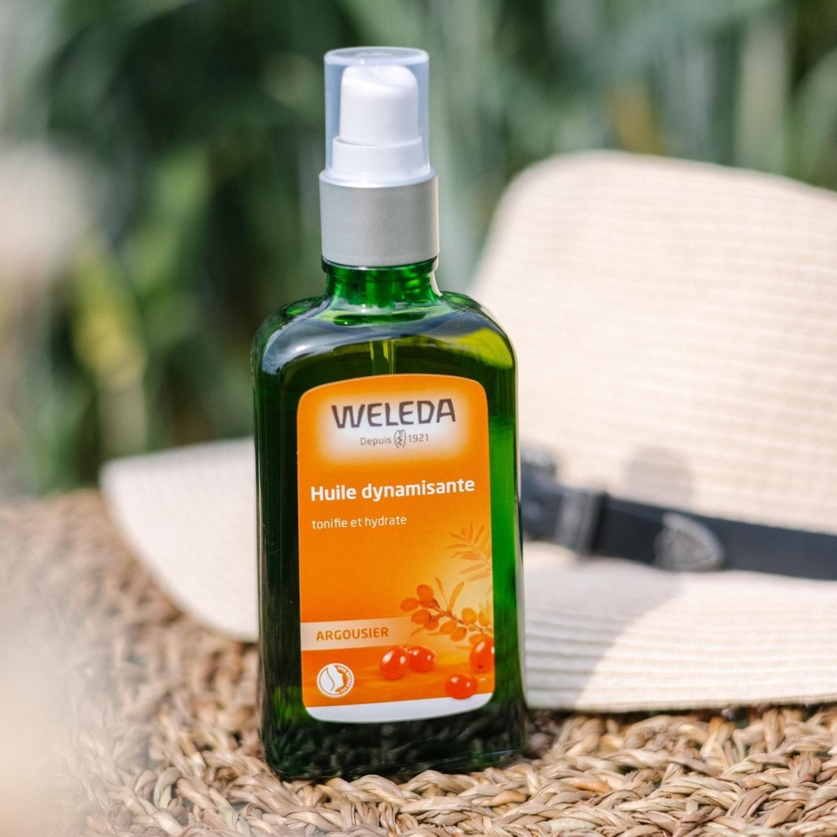 WELEDA - Duo Huile dynamisante à l'Argousier - Soin corporel - Revitalise et régénère - Vegan* -Certifié Natrue** - Flacon-pompe 100 ml  x 2